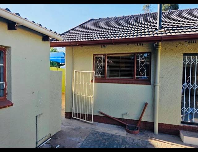 3 BEDROOM PROPERTY TO RENT IN KIBLER PARK